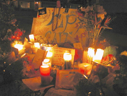 Orange/37th accident shrine Nov. 29/04