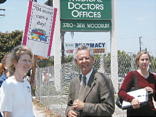 Lowenthal visits Woodruff Ave. condo site July 11/03